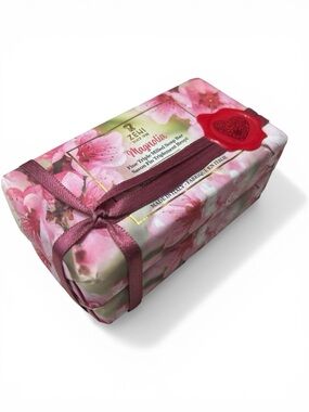 2-Pack Saponificio ~ Magnolia Fine Triple Milled Bar Soap 4 X  7 oz Each